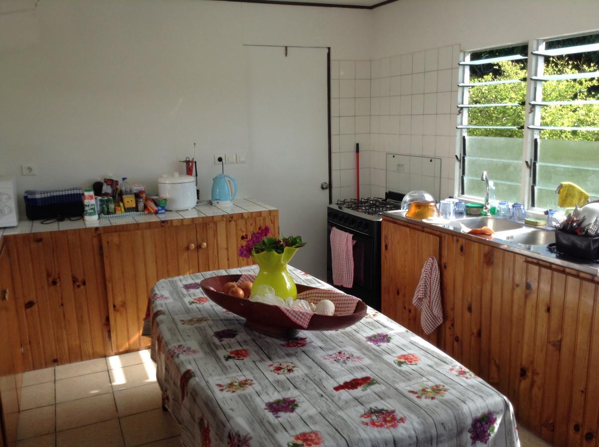 Chez Taia et Véro Tiputa Kültér fotó